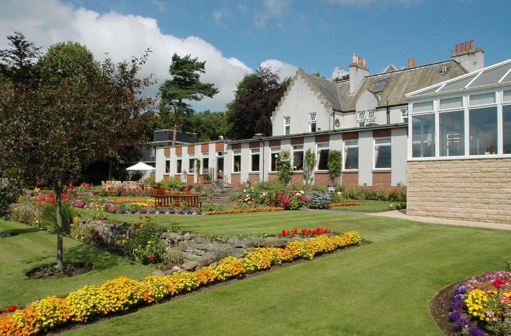 Pitbauchlie Hotel | Pitcorthie