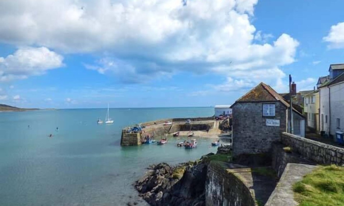 Pretoria Coverack | Coverack