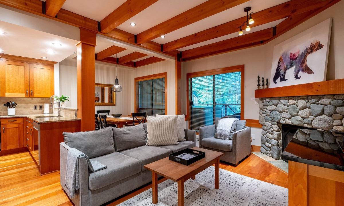 Crystal Ridge | Upper Village