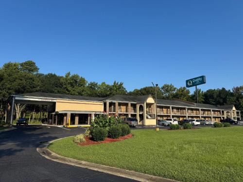 Quality Inn | Kenly