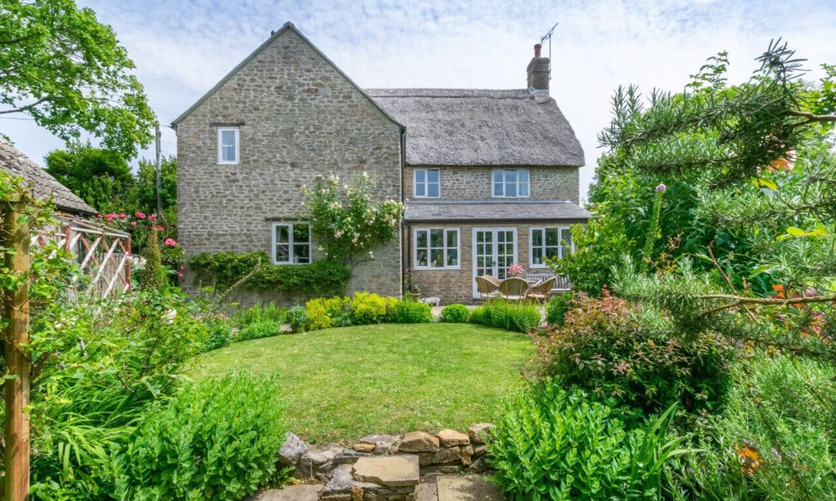 Rainbow Cottage | Littlebredy