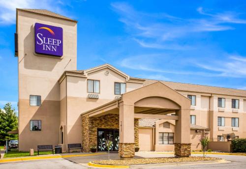 Inn Kansas City International Airport | Waldron