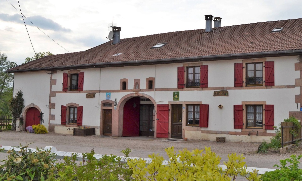 Persons | Aumontzey