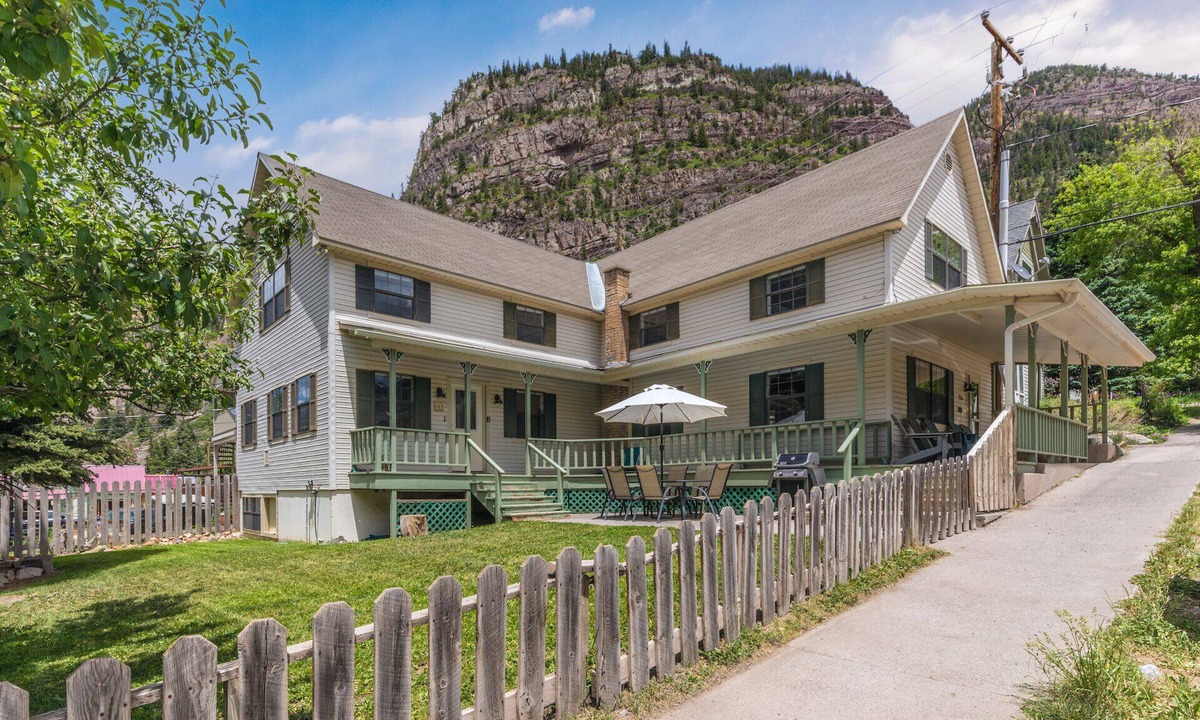 Avenue | Ouray