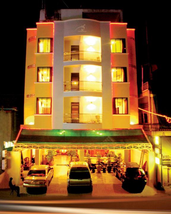 Star Wood Inn | Prampir Makara