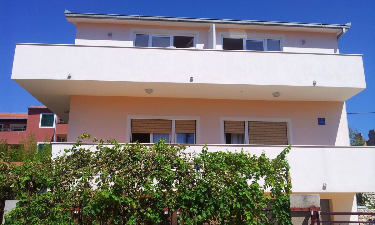 Terrace Sea Sevid Trogir | Vinisce