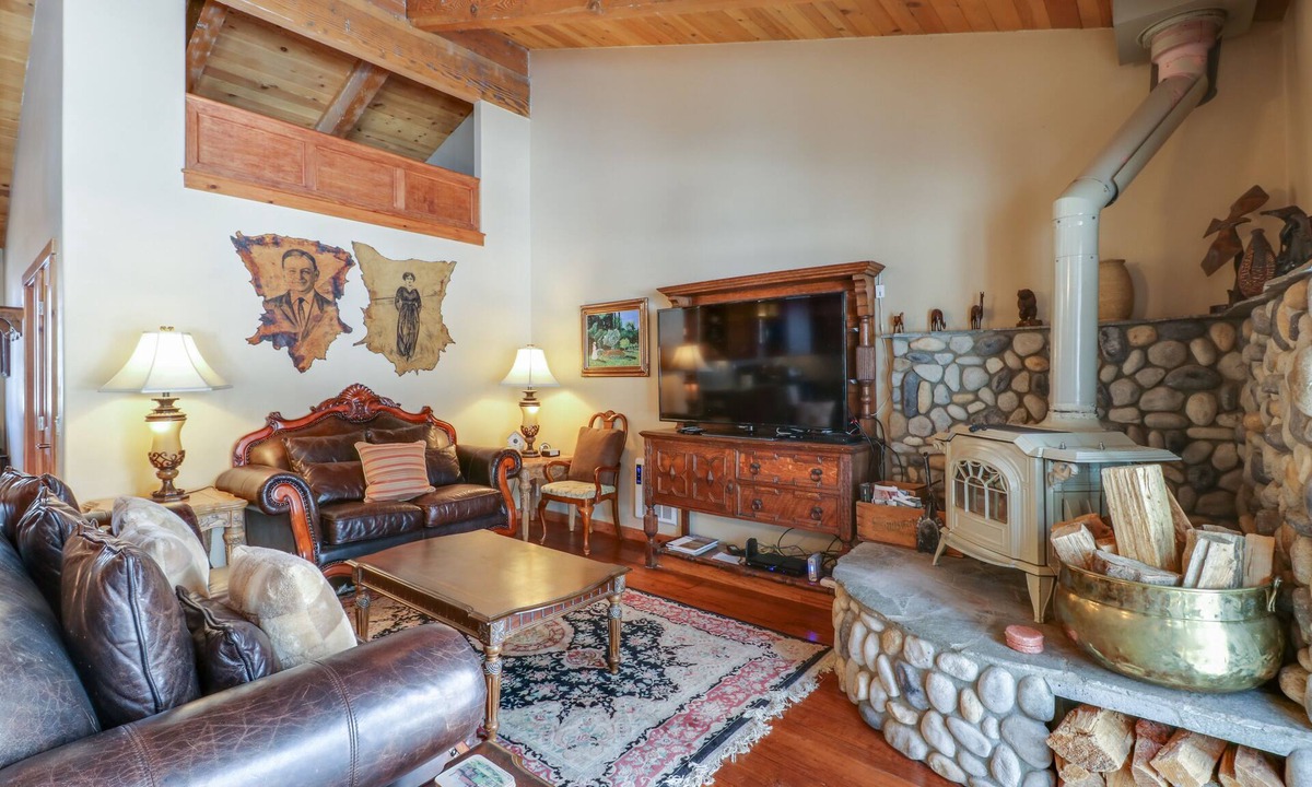 Chateau Blanc | Mammoth Lakes