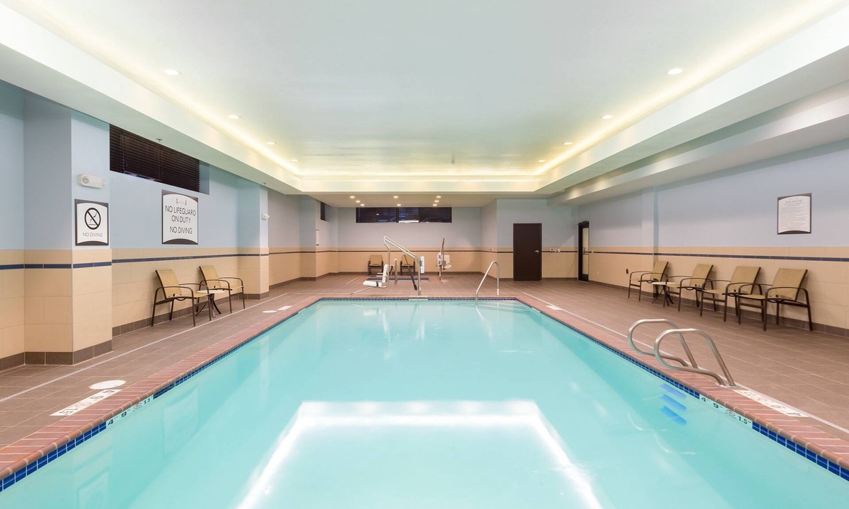 Downtown Shuttle Breakfast | Fremont