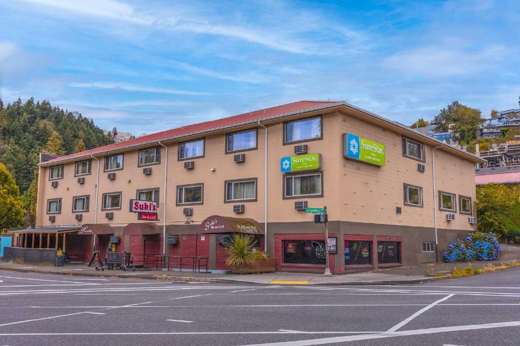 Surestay Hotel | Corbett - Terwilliger - Lair Hill
