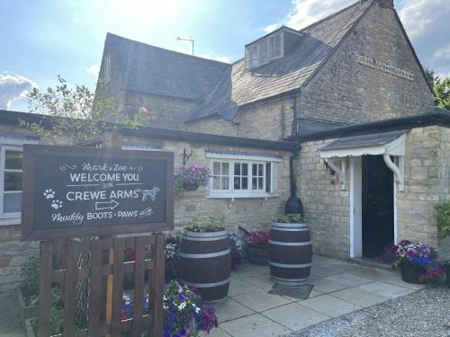The Crewe Arms | Brackley