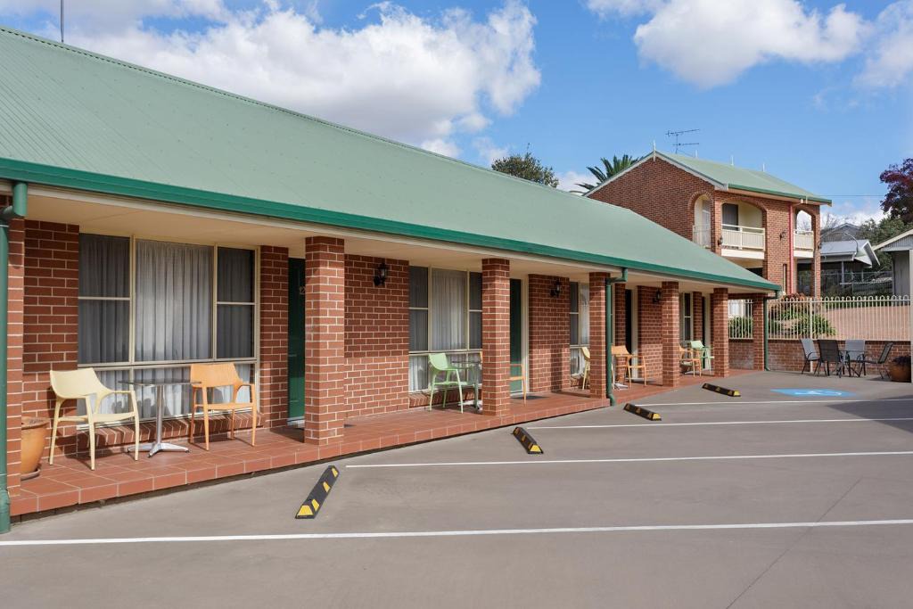 The Roseville | West Tamworth