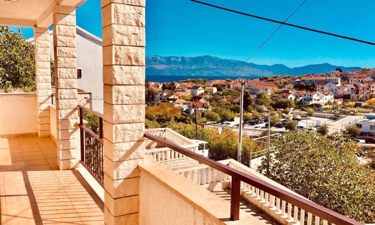 Terrace Sutivan | Sutivan