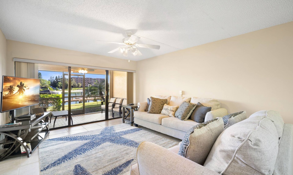 Villa Point Brittany Beach | Bayway Isles