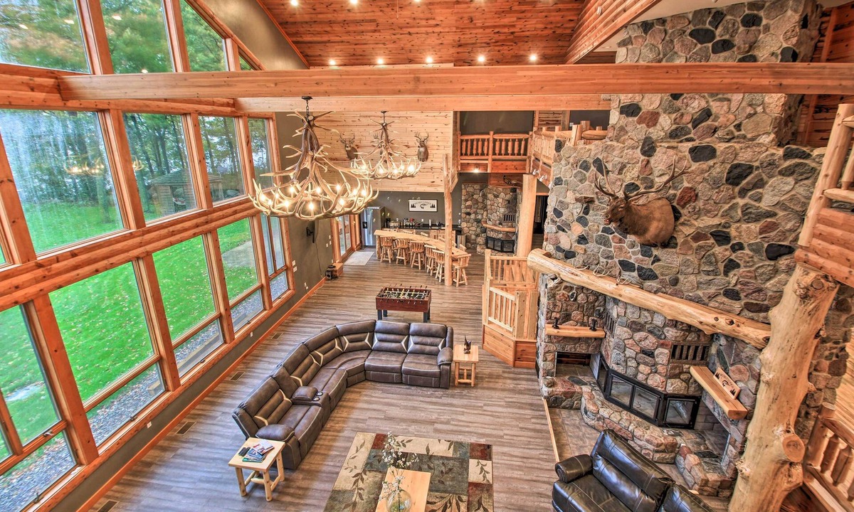 Waterfront Mille Lacs Lodge Deck Grill | Isle