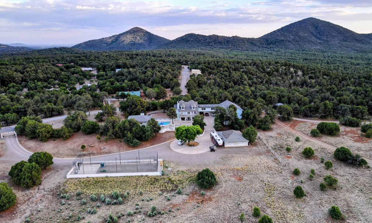 Exquisite Mountain Mansion | Tyrone
