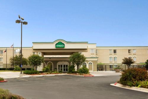 Wingate | San Marcos