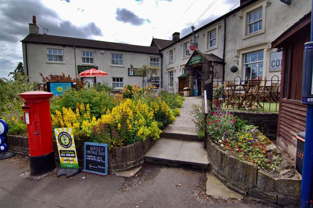Wortley Cottage | Wortley