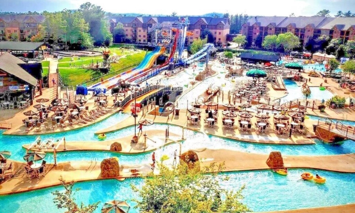 Wyndham Glacier Canyon Baraboo | Lake Delton