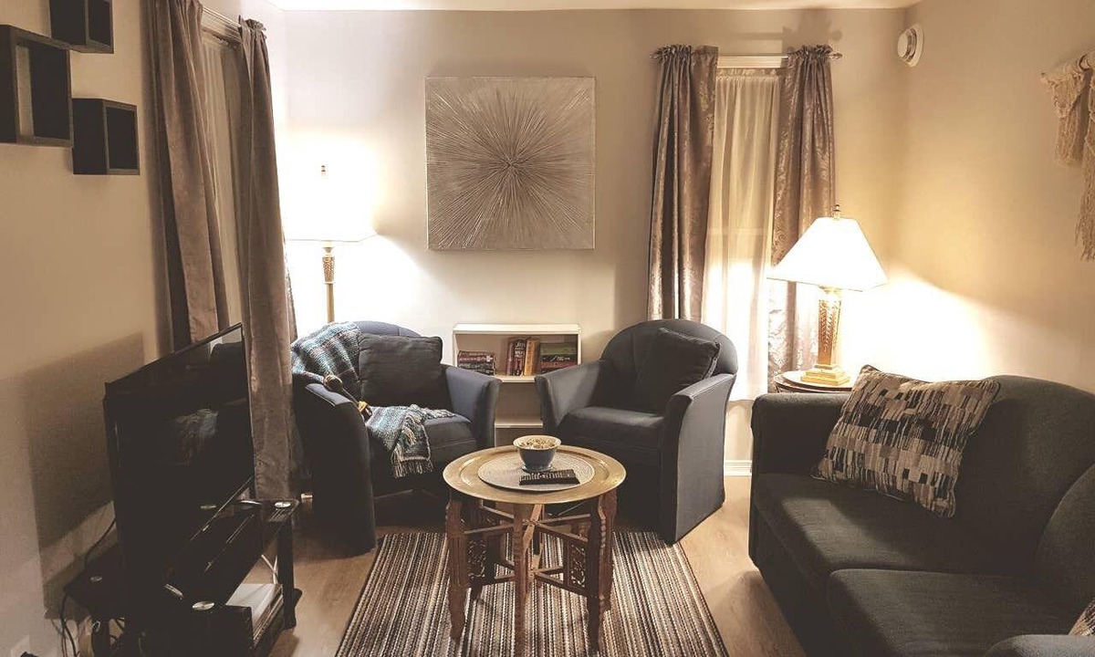 Sarnia City Cottage | Sarnia