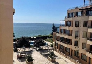 Апартаменти до плажа на Аурелия - между Несебър и Равда