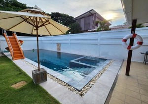 ทิวาพูลวิลล่า หัวหิน Thiva Pool Villa Hua Hin
