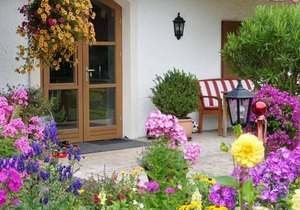 (03,04) Komfortable Ein-Raum-Ferienwohnungen,ca. 52 qm, sep. Küche und Balkon