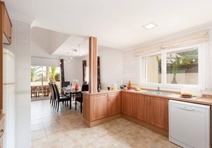 0339 Villa Elefante Fresno