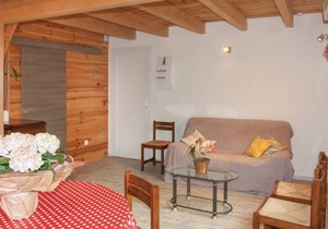1 bedroom accommodation in Espenel