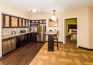 1 Bedroom Suite Near Turkey Creek Shopping District! Shared Seasonal Outdoor Pool + Business Center