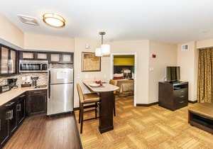 1 Bedroom Suite Near Turkey Creek Shopping District! Shared Seasonal Outdoor Pool + Business Center