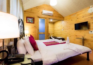 1 India Resorts
