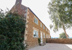 1 Manor Farm