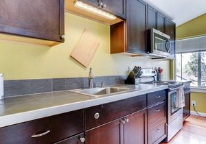 1 Mile to Downtown. Charming, Comfortable And Very Spacious. Come Enjoy Bend.