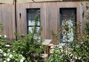 1 SEAGRY BARN @ NABLES FARM, family friendly in Upper Seagry