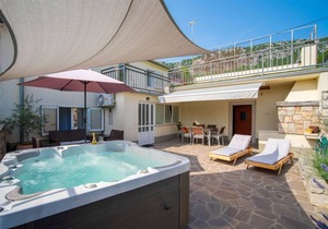 100 m² Accommodation ∙ 3 bedrooms ∙ 6 guests
