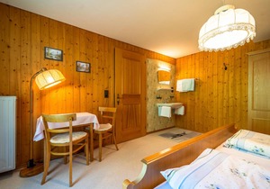100 m² Apartment ∙ 3 bedrooms ∙ 6 guests