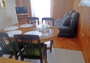 100 m² Apartment ∙ 2 bedrooms ∙ 5 guests