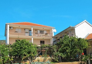 100 m² Apartment ∙ 2 bedrooms ∙ 6 guests