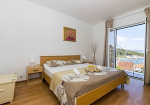 100 m² Apartment ∙ 3 bedrooms ∙ 6 guests