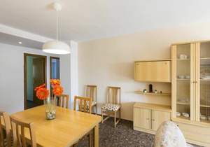 100 m² Apartment ∙ 3 bedrooms ∙ 6 guests