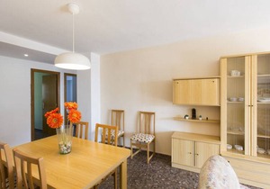 100 m² Apartment ∙ 3 bedrooms ∙ 6 guests
