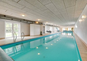 1000 m² House ∙ 12 bedrooms ∙ 24 guests