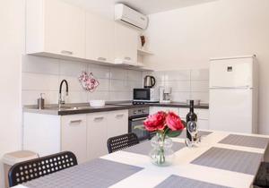 103 m² Apartment ∙ 3 bedrooms ∙ 8 guests