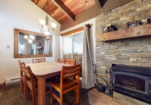 107 m² Condo ∙ 2 bedrooms ∙ 8 guests