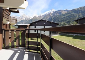 120m from ski slopes, 1st floor, terrace, balcony, parking, 27m², Les Houches