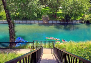 127 m² Condo ∙ 2 bedrooms ∙ 8 guests