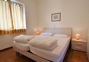 140 m² House ∙ 1 bedroom ∙ 12 guests