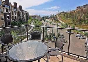 #1403 Pinnacle Pointe Golf Condo