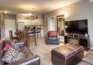 #1403 Pinnacle Pointe Golf Condo