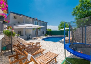 145 m² Villa ∙ 4 bedrooms ∙ 8 guests